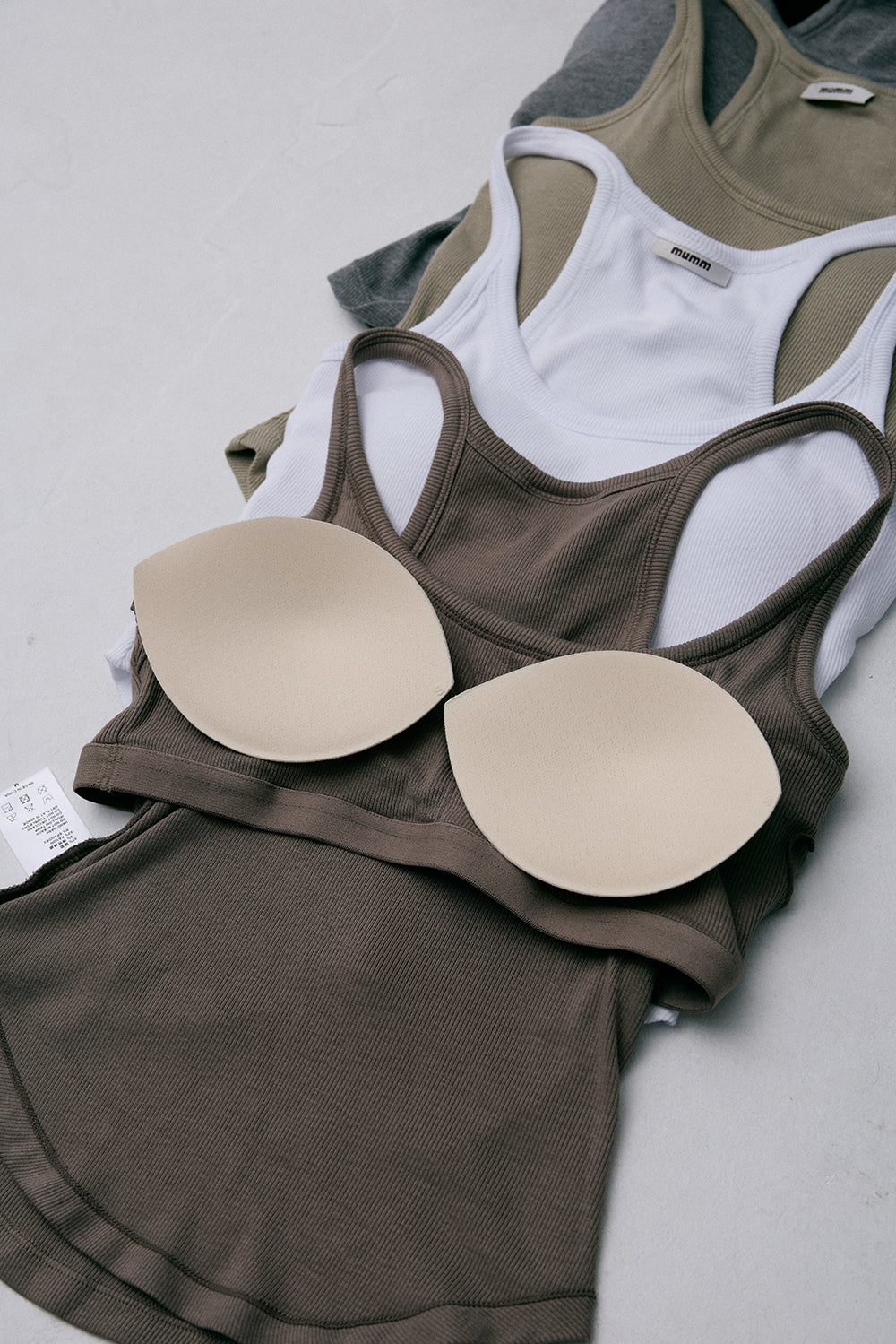 Elegant Rib Contour Back U-Neck Bratop