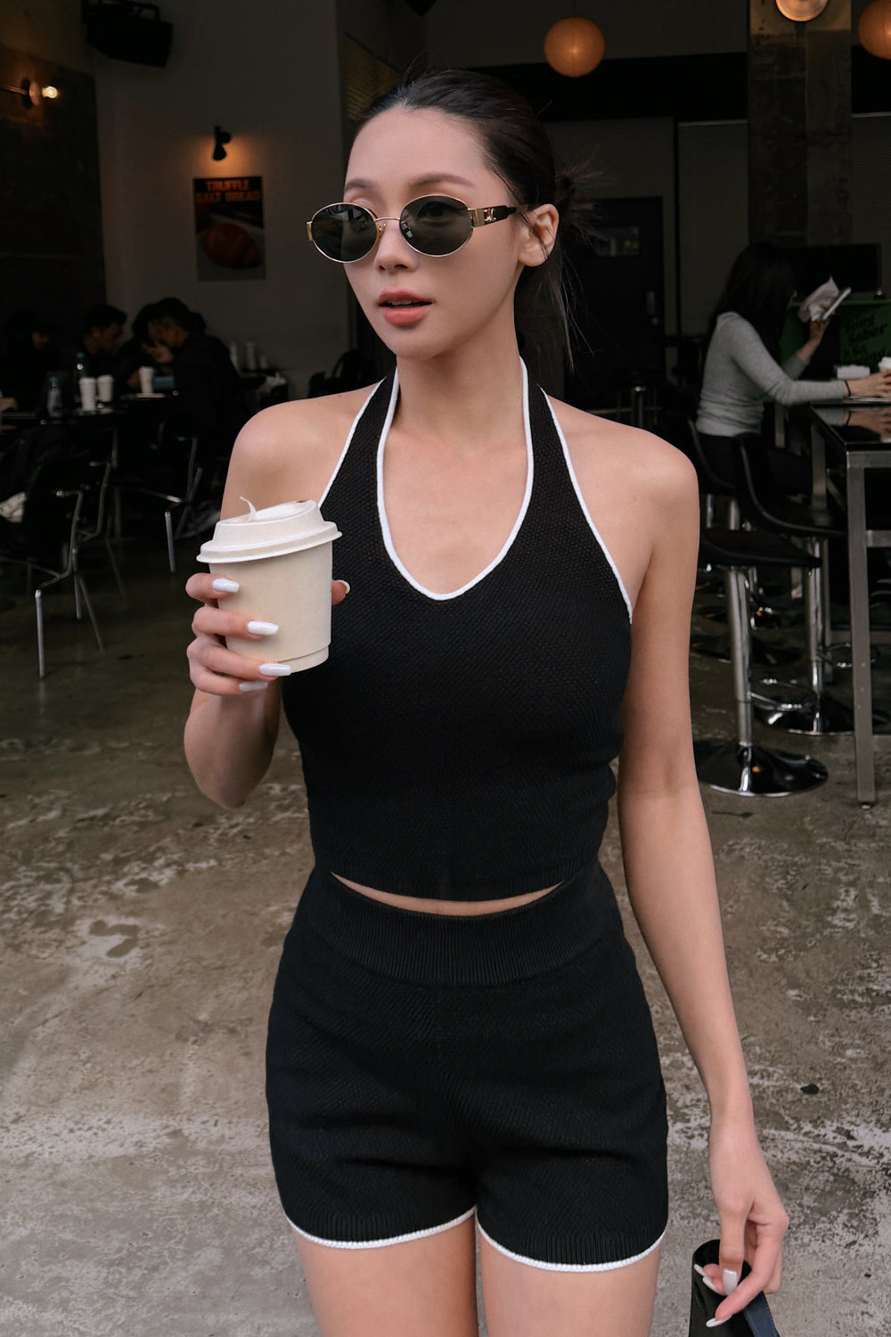 Afternoon Walk Tuck-Stitch Knit Contrast Trim Shorts