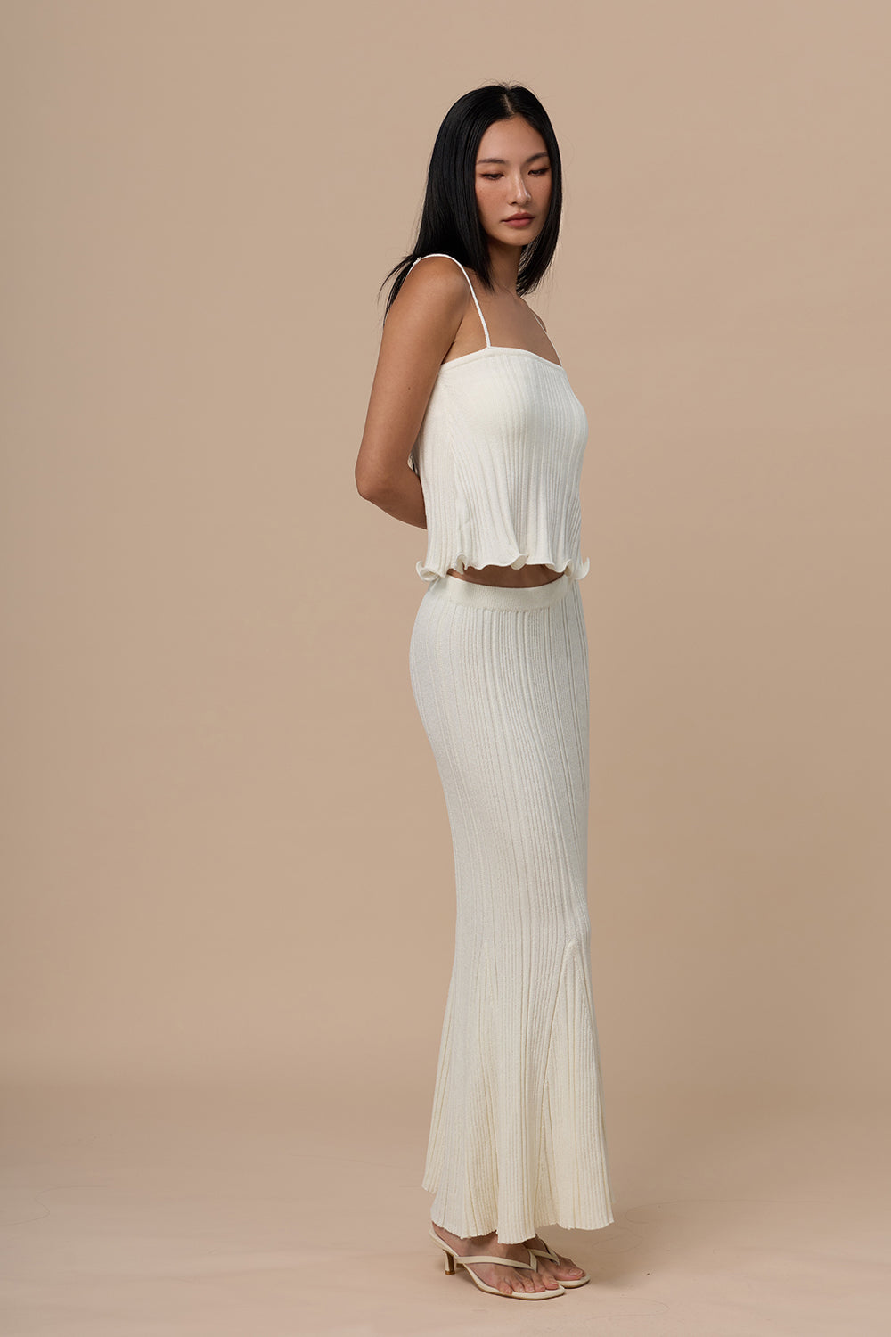 Wide Ribbed Knit Fishtail Maxi Skirt