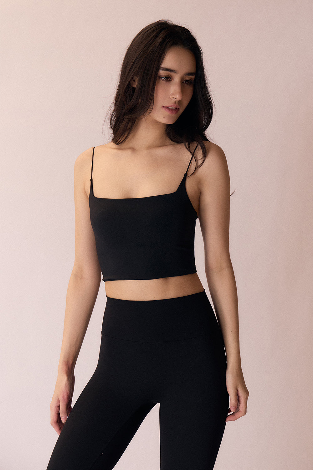 ESSENTIAL SEAMLESS BRA TOP