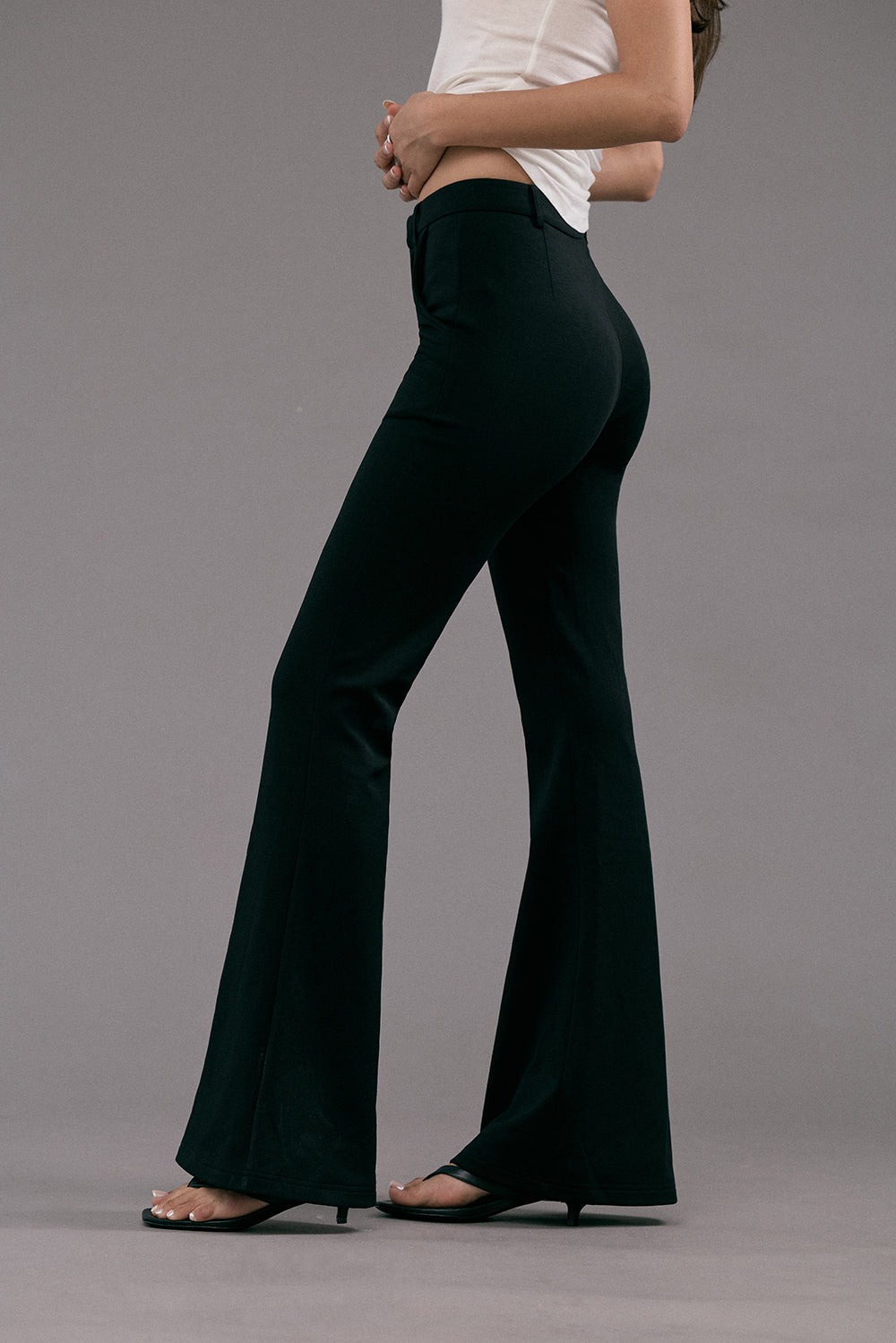 Elongated Slim Waist Pants