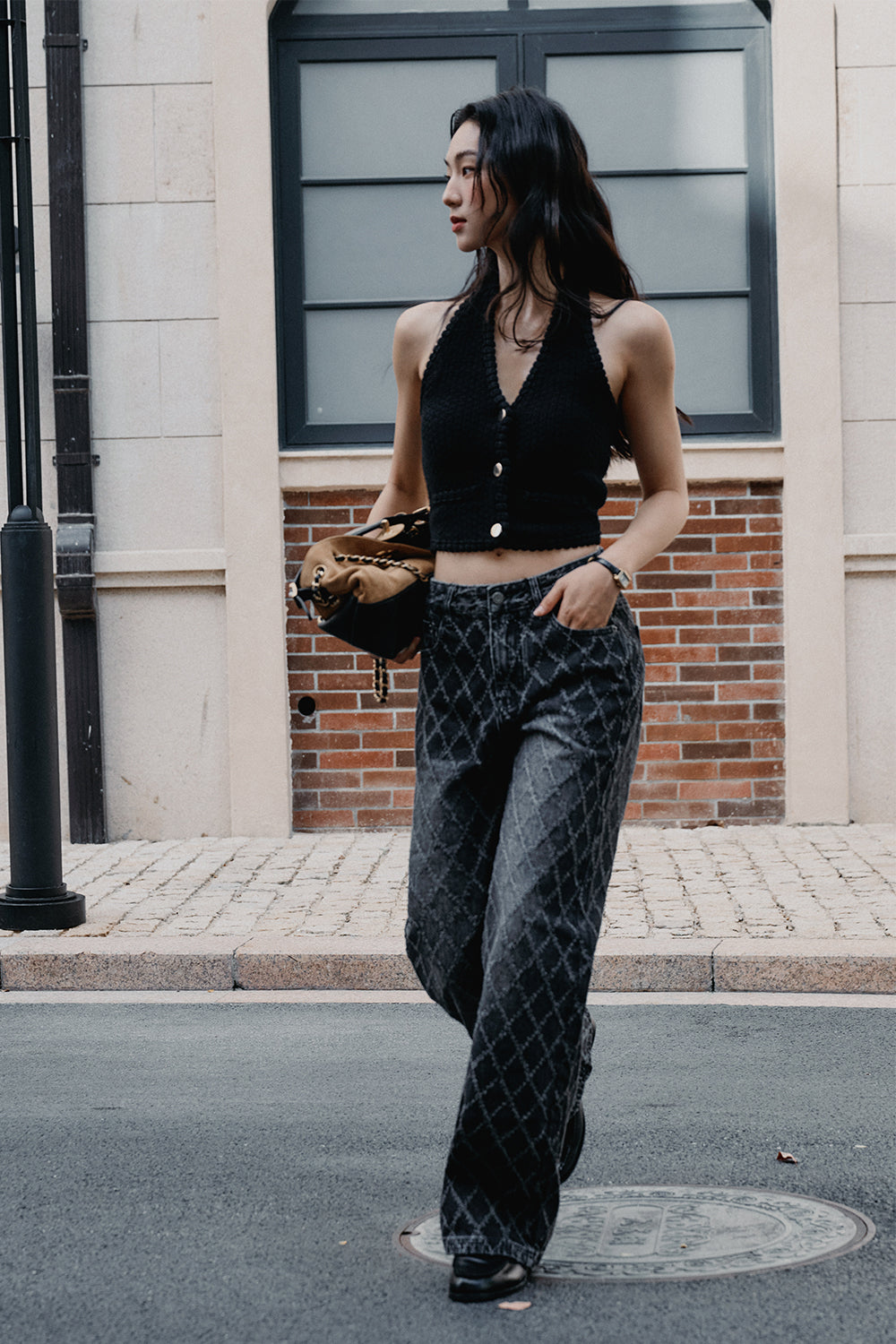 Diamond-Pattern Slightly Loose Jeans