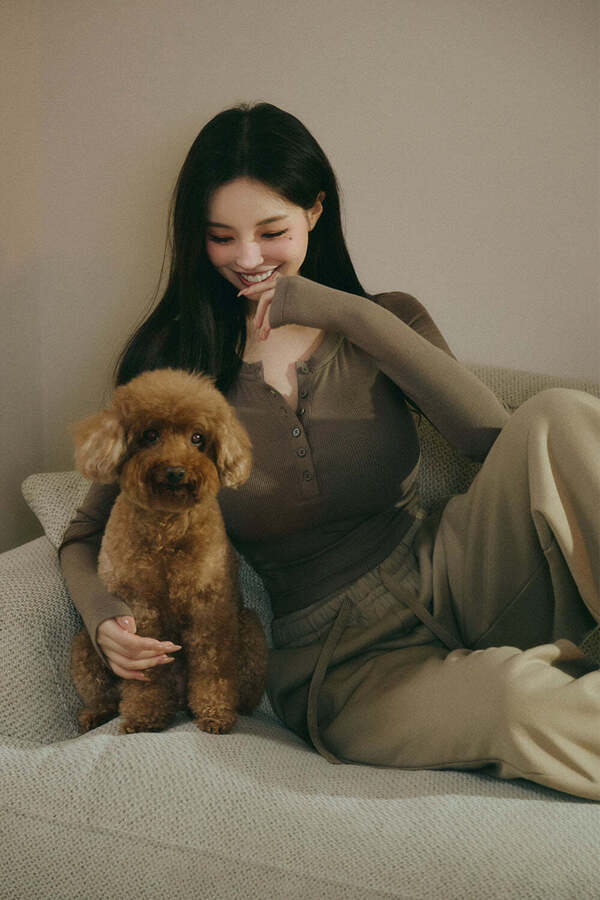 Elegant Rib Knit Press Button Long Sleeve Top