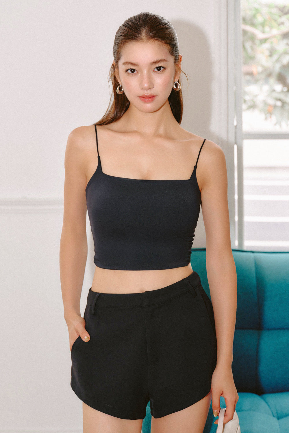 ESSENTIAL SEAMLESS BRA TOP