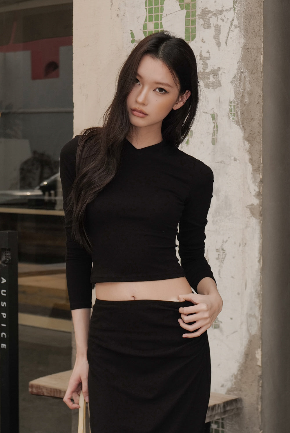 Pure V-Neck 3/4 Sleeve Top
