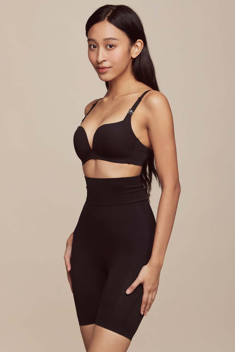 MID WAIST SCULPING SHORT