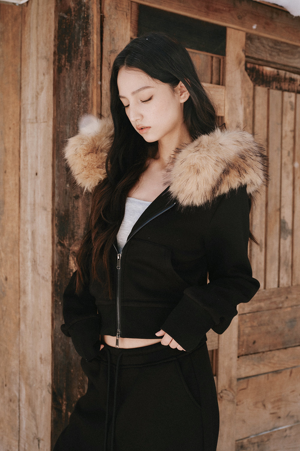 Airy Heater Faux Fur Trim Cropped Jacket