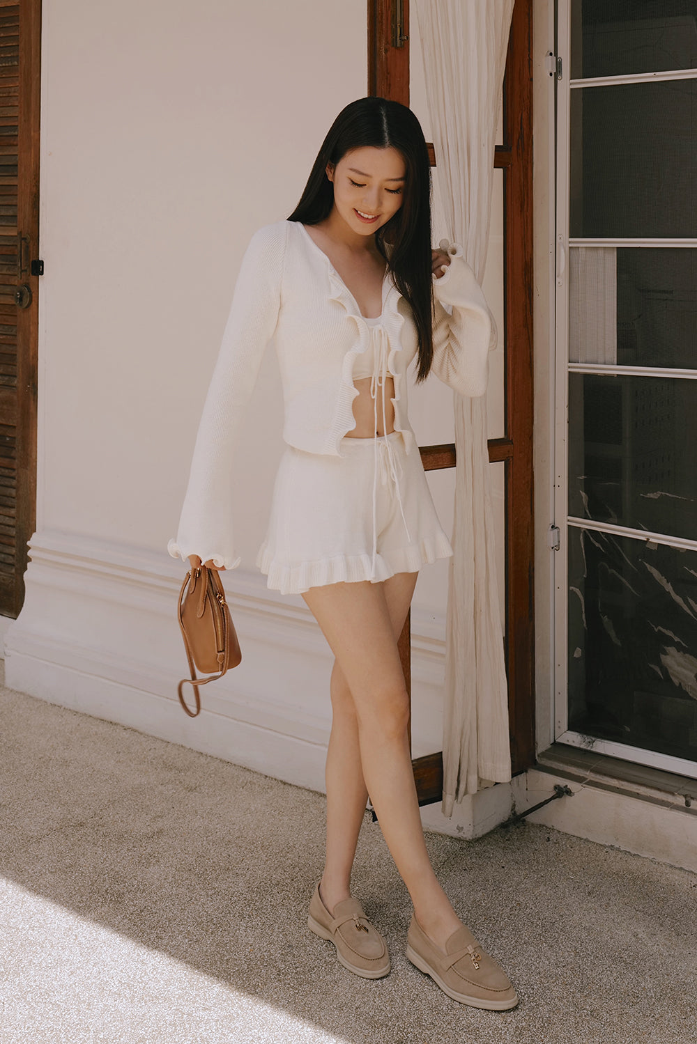 Plain Knit Ruffle Hem Shorts