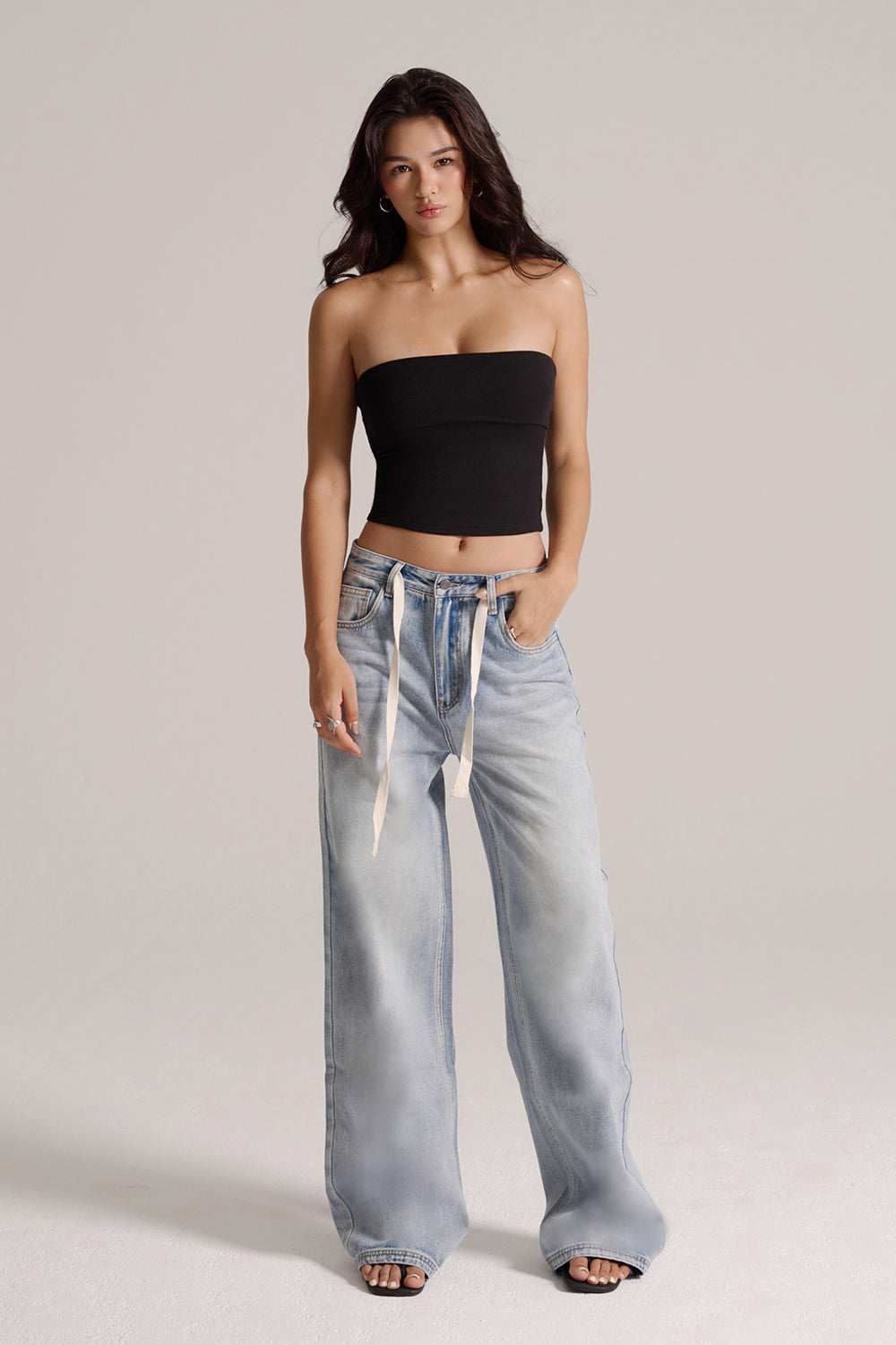 Slightly Loose Mid-Low Rise Tie-Waist Jeans