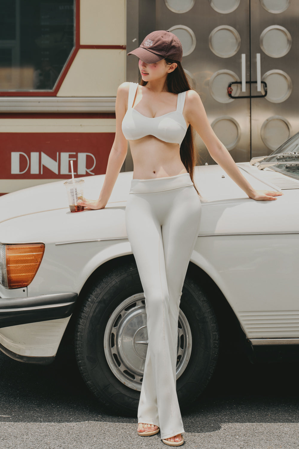 Sculpt Ruched Back Flare Pants