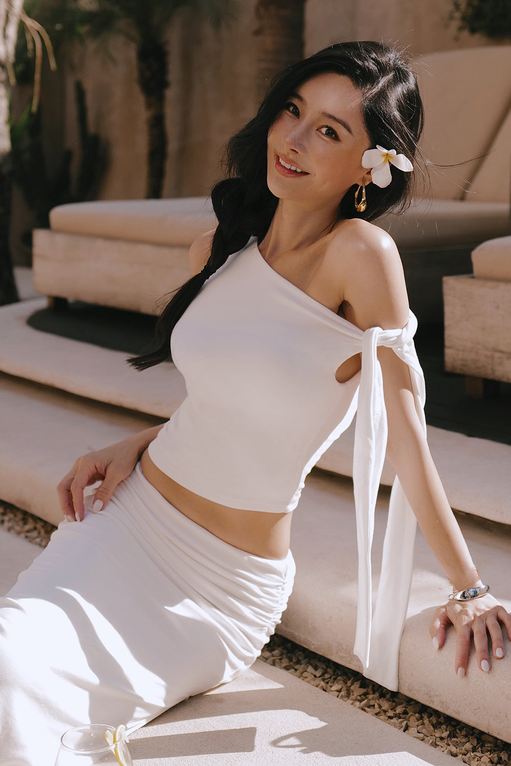 Soft-Strech One-Shoulder Tie Strap BraTop