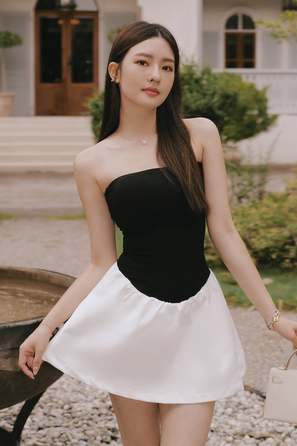 Wrinkle-Resistant Strapless Mini Bra Dress