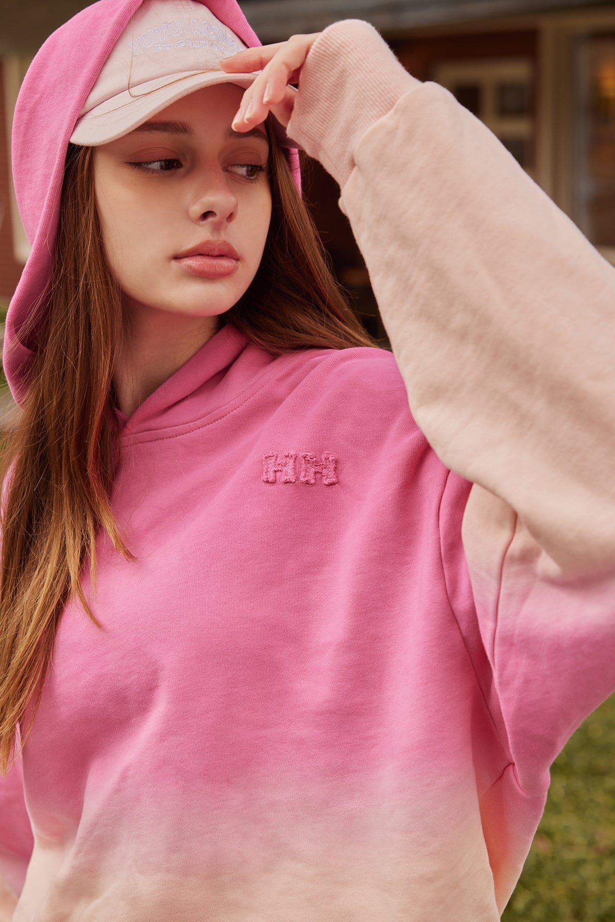 GRADIENT HOODIES